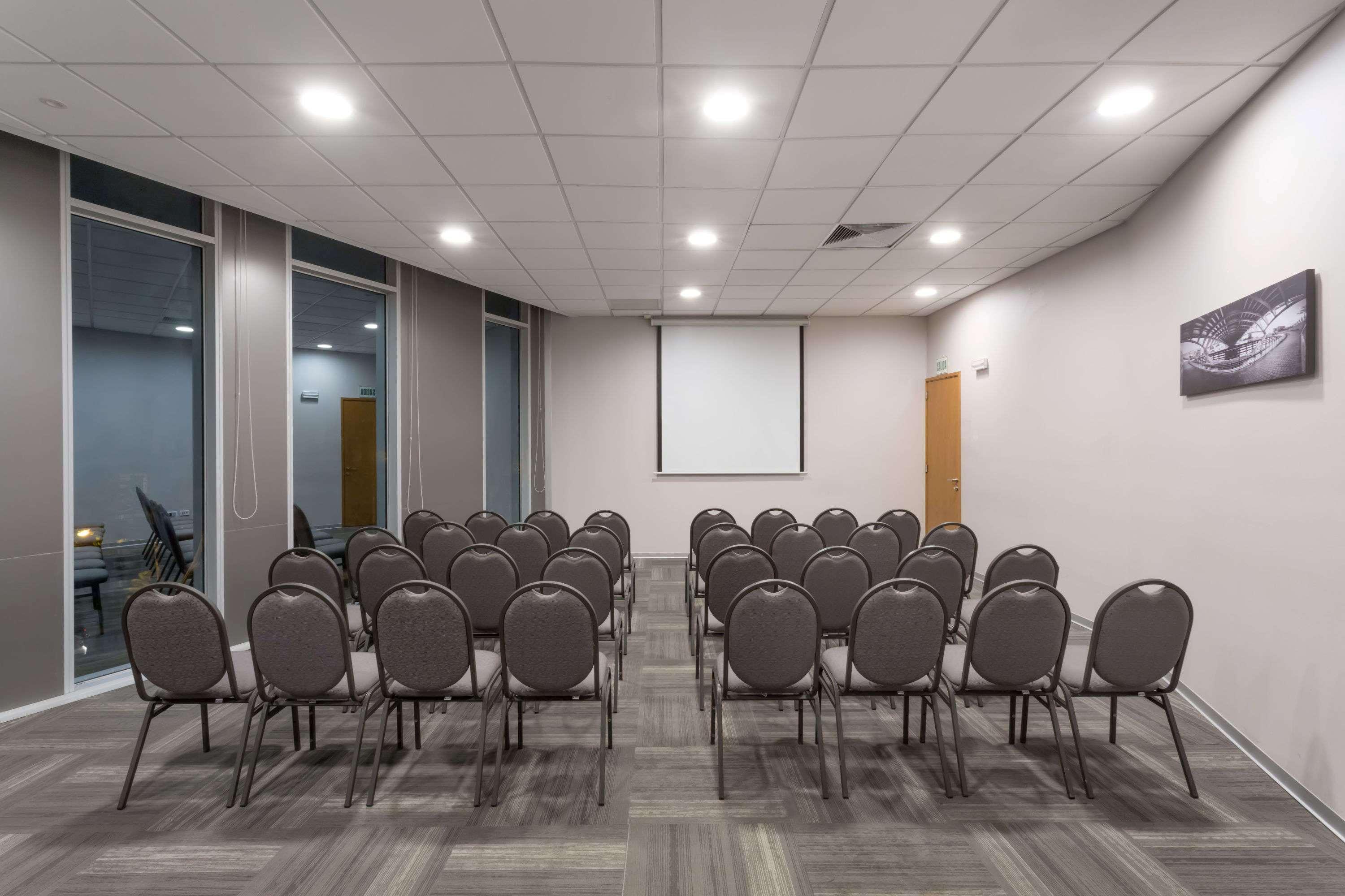 Ramada Encore By Wyndham Lima San Isidro Buitenkant foto
