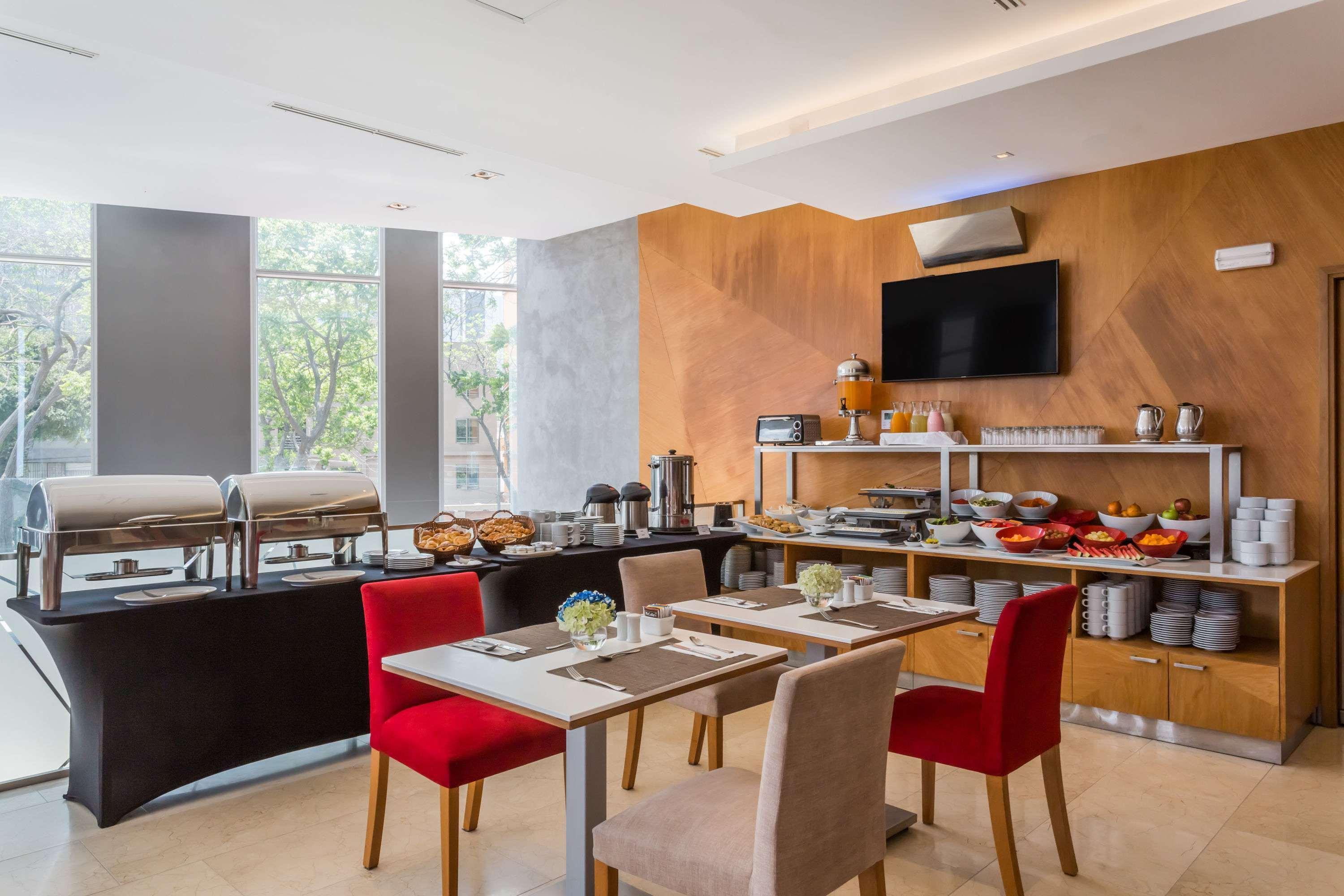 Ramada Encore By Wyndham Lima San Isidro Buitenkant foto