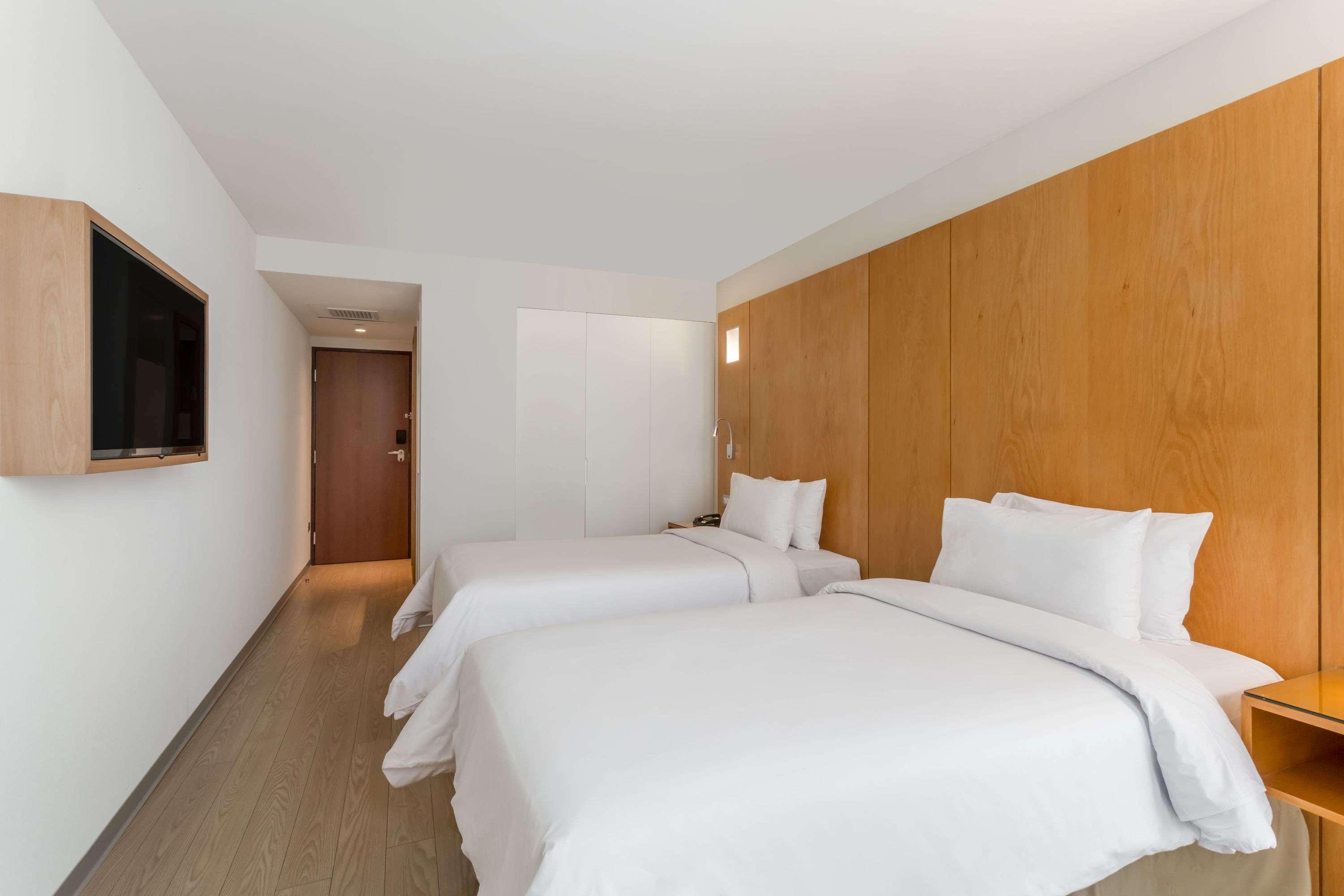 Ramada Encore By Wyndham Lima San Isidro Buitenkant foto